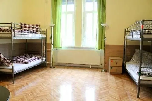 East Private Rooms Budapest