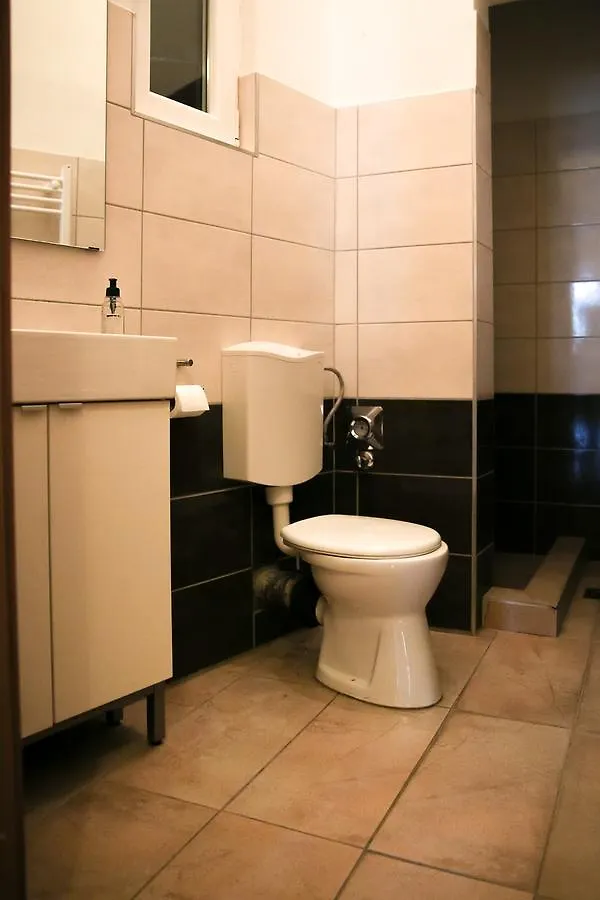 East Private Rooms Budapest Guest house