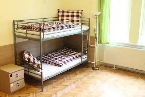 East Private Rooms Budapest Hungary